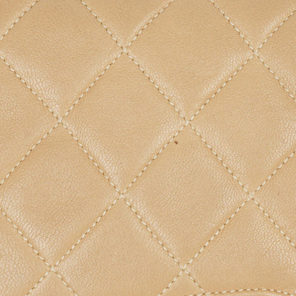 Chanel Vintage Medium Classic Double Flap Tasche aus beigem gestepptem Lammleder mit 24K vergoldeter Hardware
