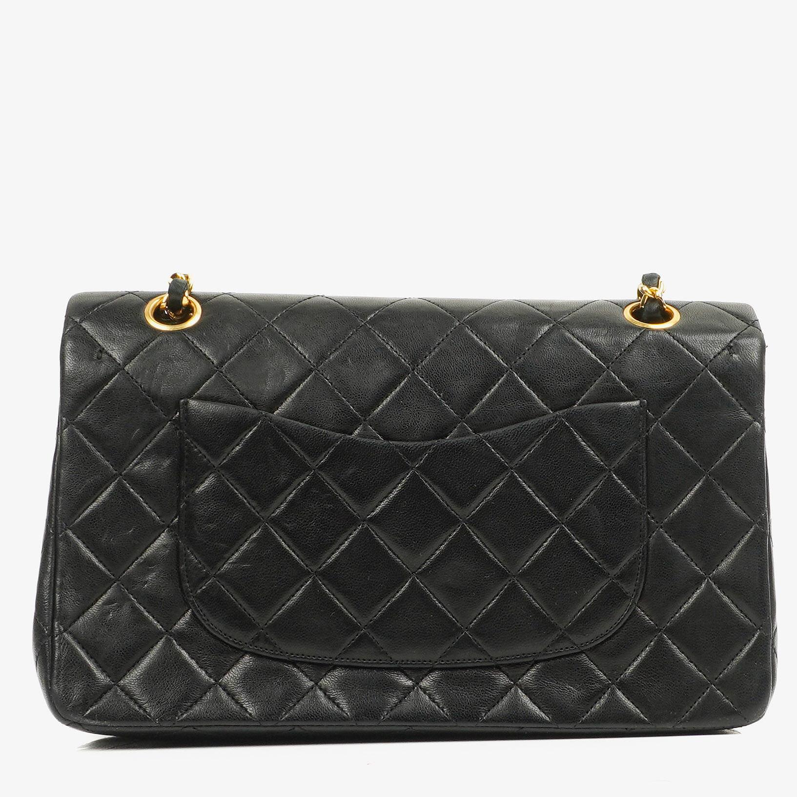Chanel Vintage Classic Double Flap Tasche Medium aus schwarzem gestepptem Lammleder mit 24K vergoldeter Hardware