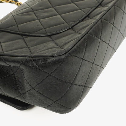 Chanel Vintage Classic Double Flap Tasche Medium aus schwarzem gestepptem Lammleder mit 24K vergoldeter Hardware