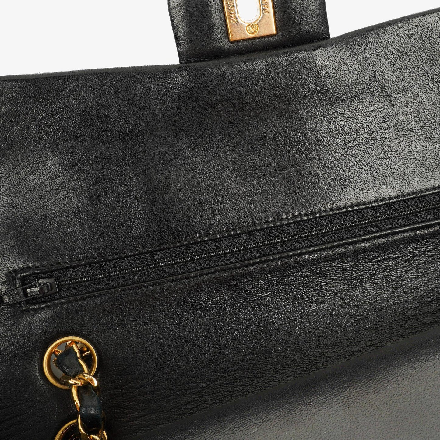 Chanel Vintage Classic Double Flap Tasche Medium aus schwarzem gestepptem Lammleder mit 24K vergoldeter Hardware