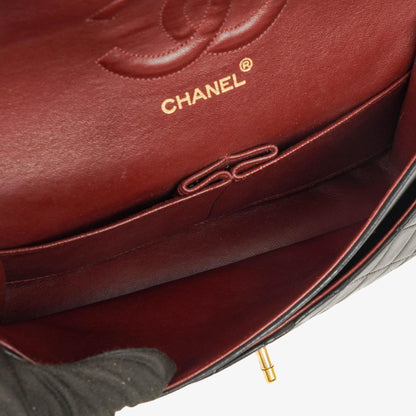 Chanel Vintage Medium Classic Double Flap Tasche Schwarz Stepp-Lammleder 24K Vergoldeter Hardware