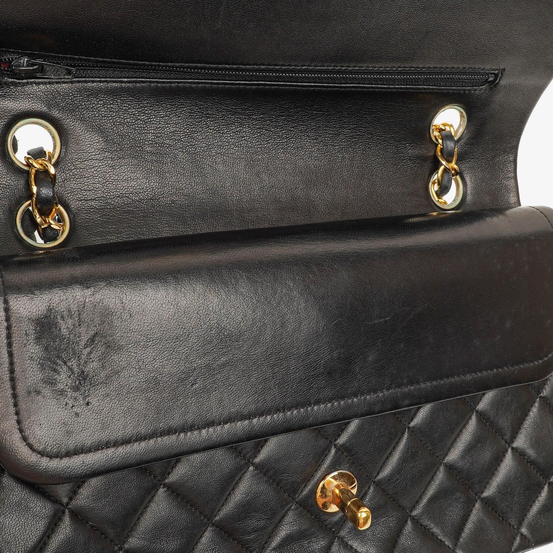 Chanel Vintage Medium Classic Double Flap Tasche Schwarz Stepp-Lammleder 24K Vergoldeter Hardware