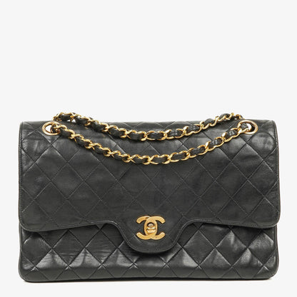 Chanel Vintage Medium Classic Double Flap Tasche aus schwarzem gestepptem Lammleder mit 24K vergoldeten Beschlägen