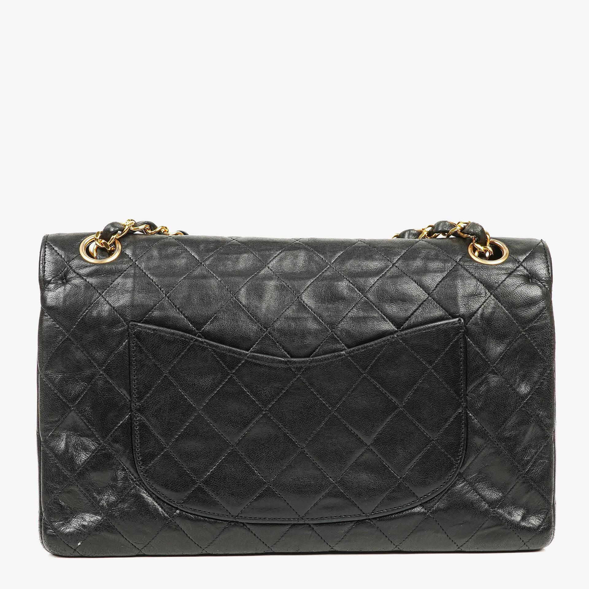 Chanel Vintage Medium Classic Double Flap Tasche aus schwarzem gestepptem Lammleder mit 24K vergoldeten Beschlägen