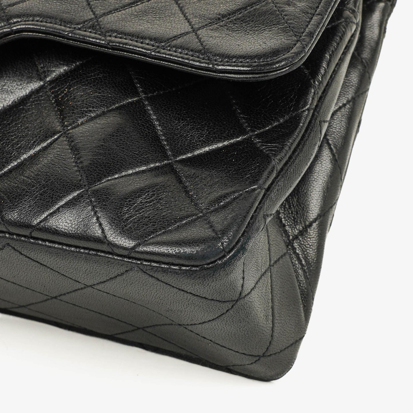 Chanel Vintage Medium Classic Double Flap Bag aus schwarzem gestepptem Lammleder mit 24K vergoldeter Hardware