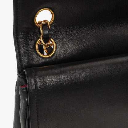 Chanel Vintage Classic Medium Double Flap Tasche aus schwarzem gestepptem Lammleder mit 24K vergoldeter Hardware, 1986-1988