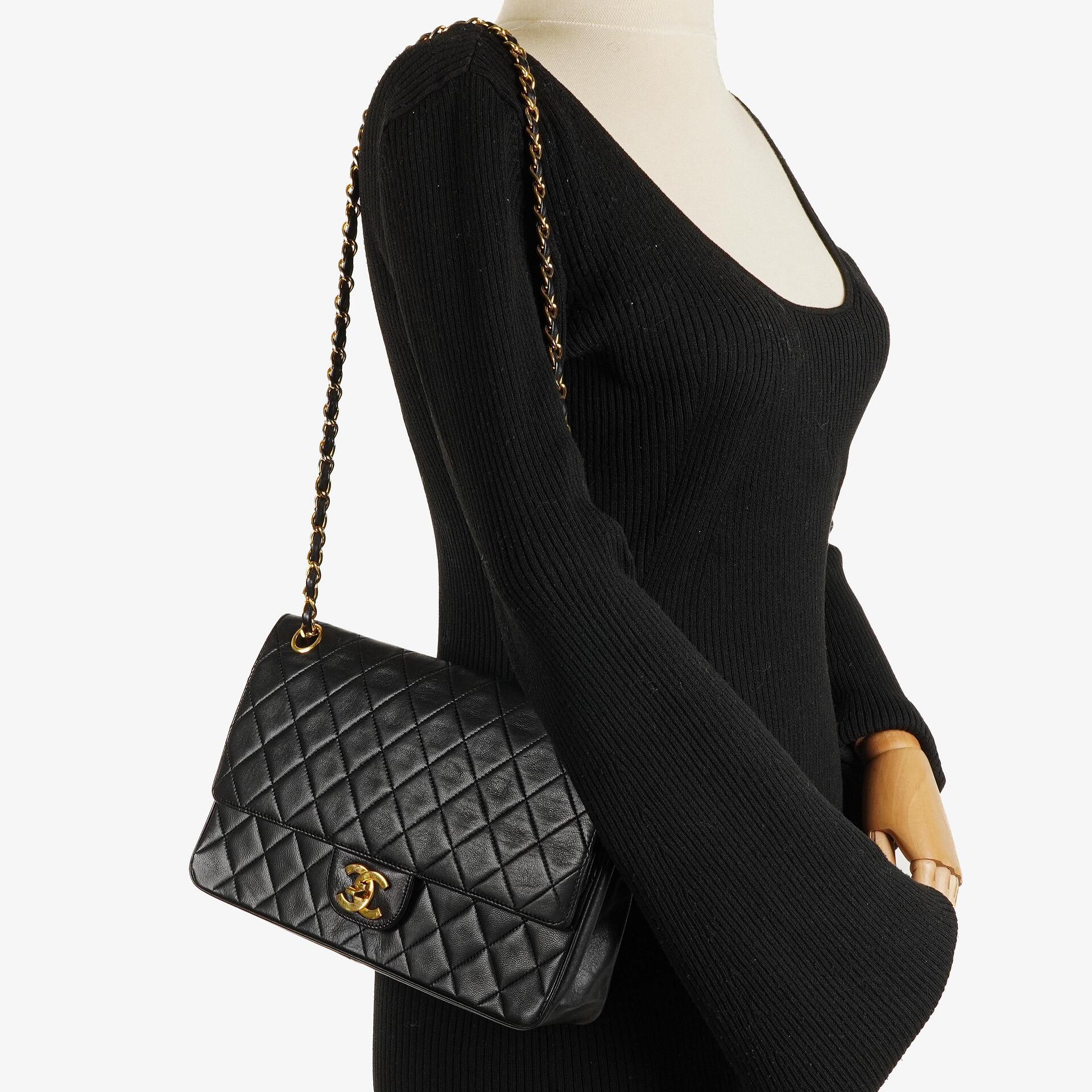 Chanel Vintage Classic Medium Double Flap Tasche aus schwarzem gestepptem Lammleder mit 24K vergoldeter Hardware, 1986-1988
