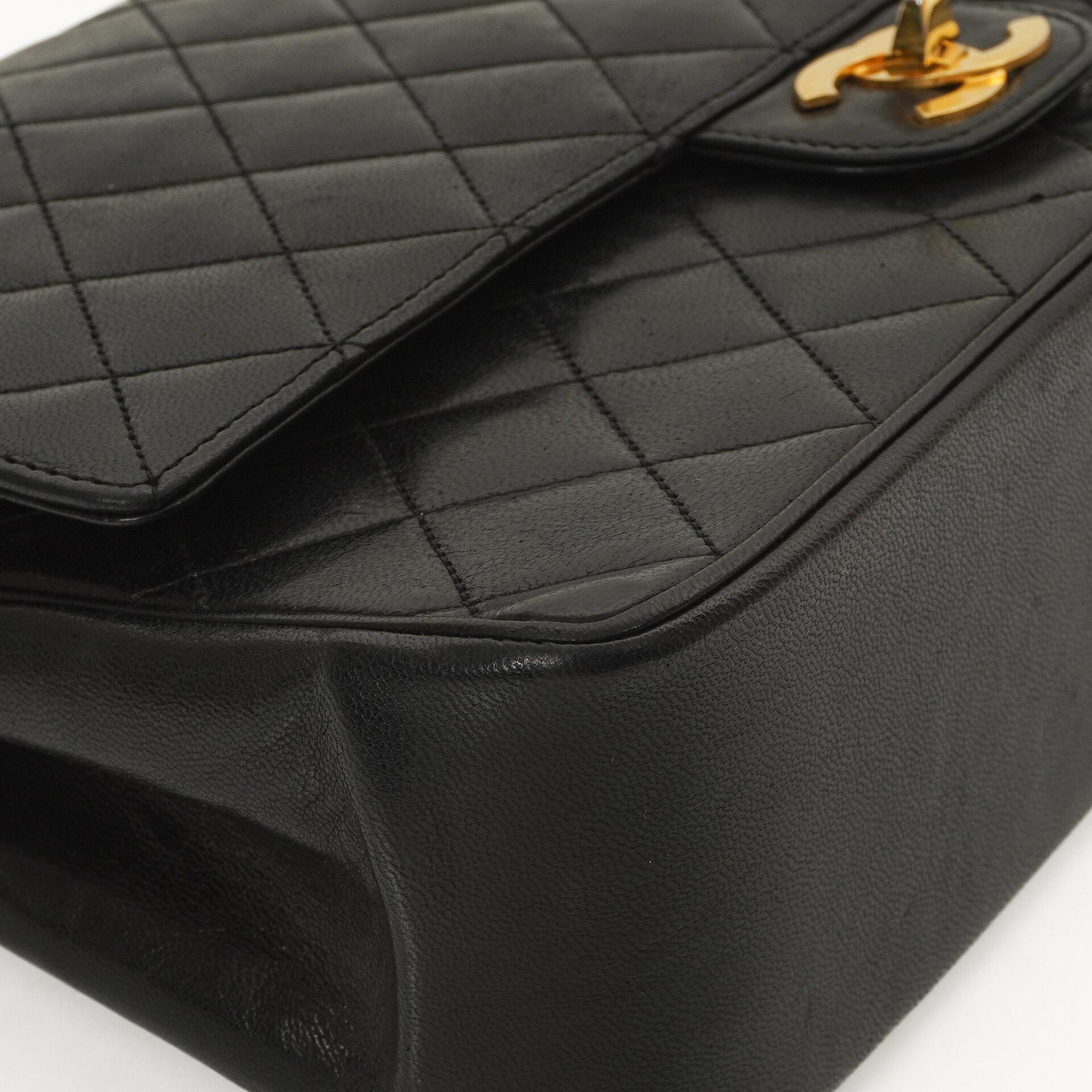 Chanel Vintage Medium Classic Double Flap Tasche Schwarzes gestepptes Lammleder mit 24K vergoldeten Beschlägen und Mademoiselle Kette