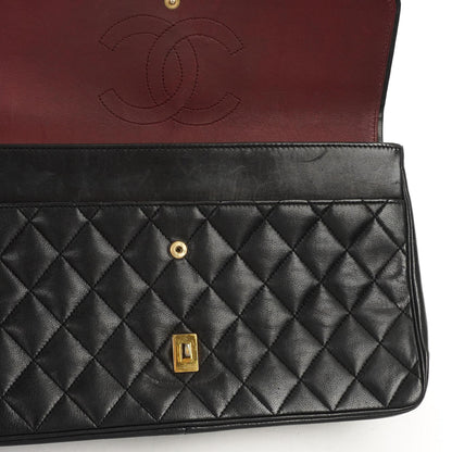 Chanel Vintage Medium Classic Double Flap Tasche Schwarzes gestepptes Lammleder mit 24K vergoldeten Beschlägen und Mademoiselle Kette