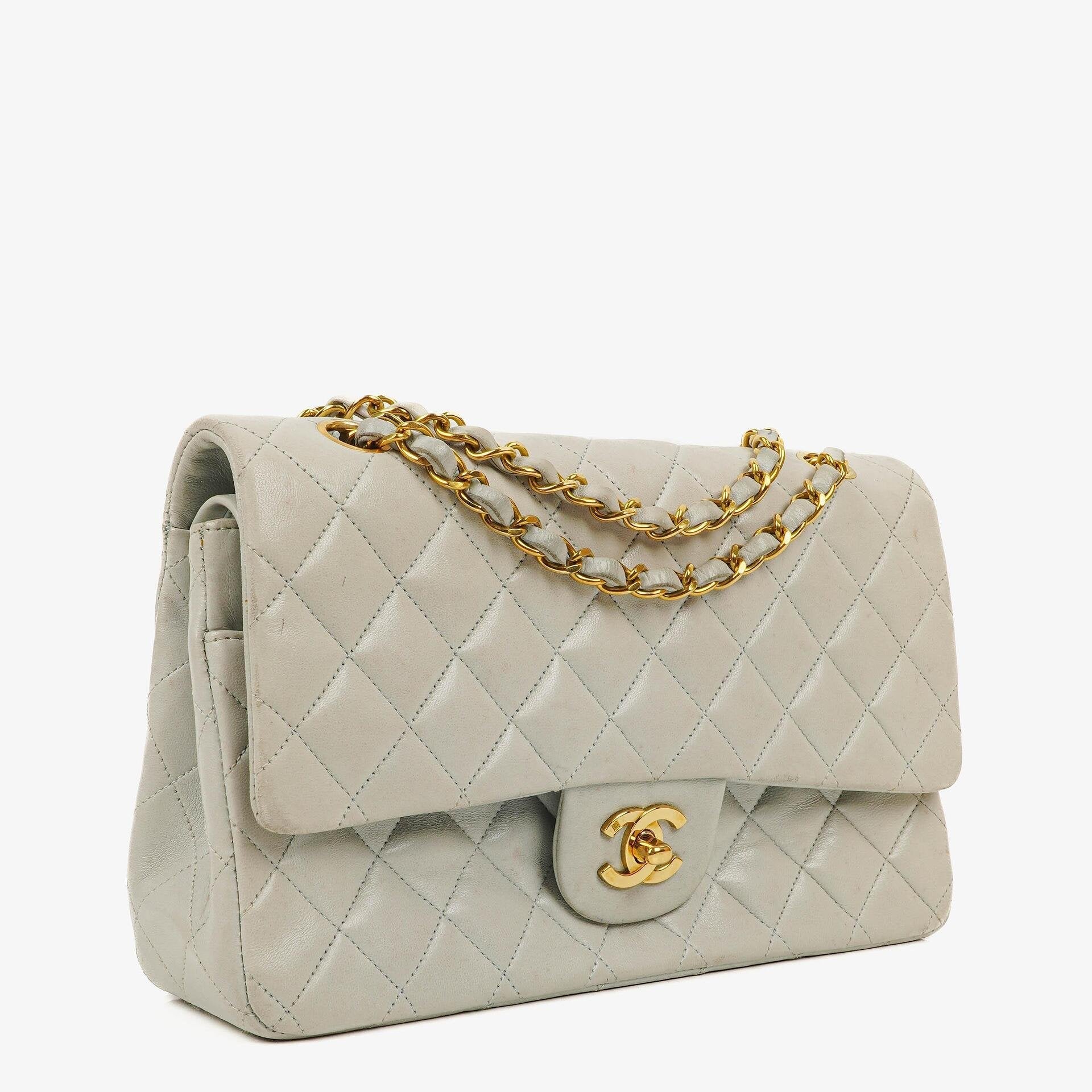 Chanel Vintage Classic Medium Double Flap Tasche aus gestepptem Lammleder mit 24K vergoldeter Hardware