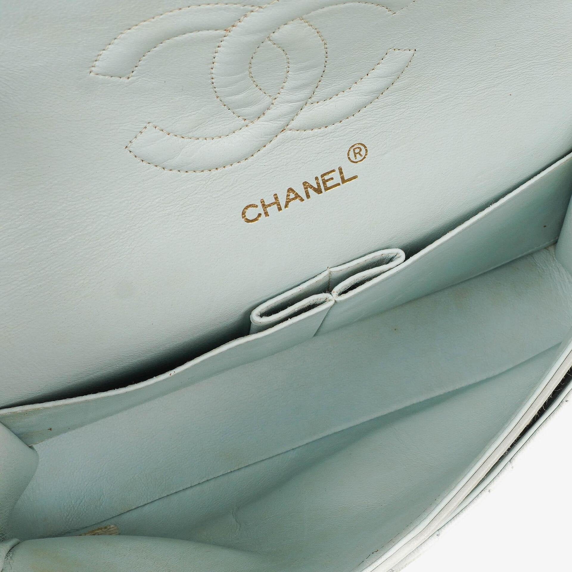 Chanel Vintage Classic Medium Double Flap Tasche aus gestepptem Lammleder mit 24K vergoldeter Hardware