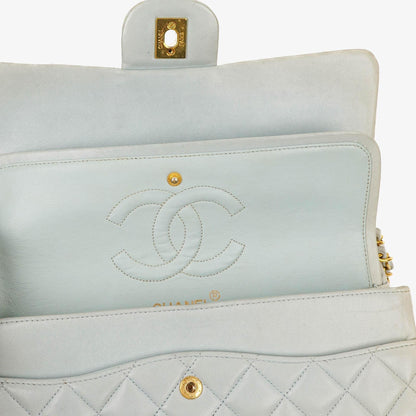 Chanel Vintage Classic Medium Double Flap Tasche aus gestepptem Lammleder mit 24K vergoldeter Hardware