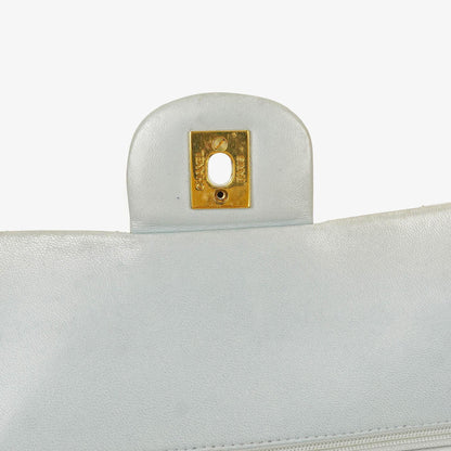 Chanel Vintage Classic Medium Double Flap Tasche aus gestepptem Lammleder mit 24K vergoldeter Hardware