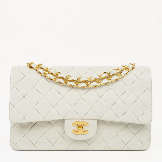 Chanel Vintage Classic Double Flap Tasche Medium aus weißem gestepptem Lammleder mit 24K vergoldeter Hardware