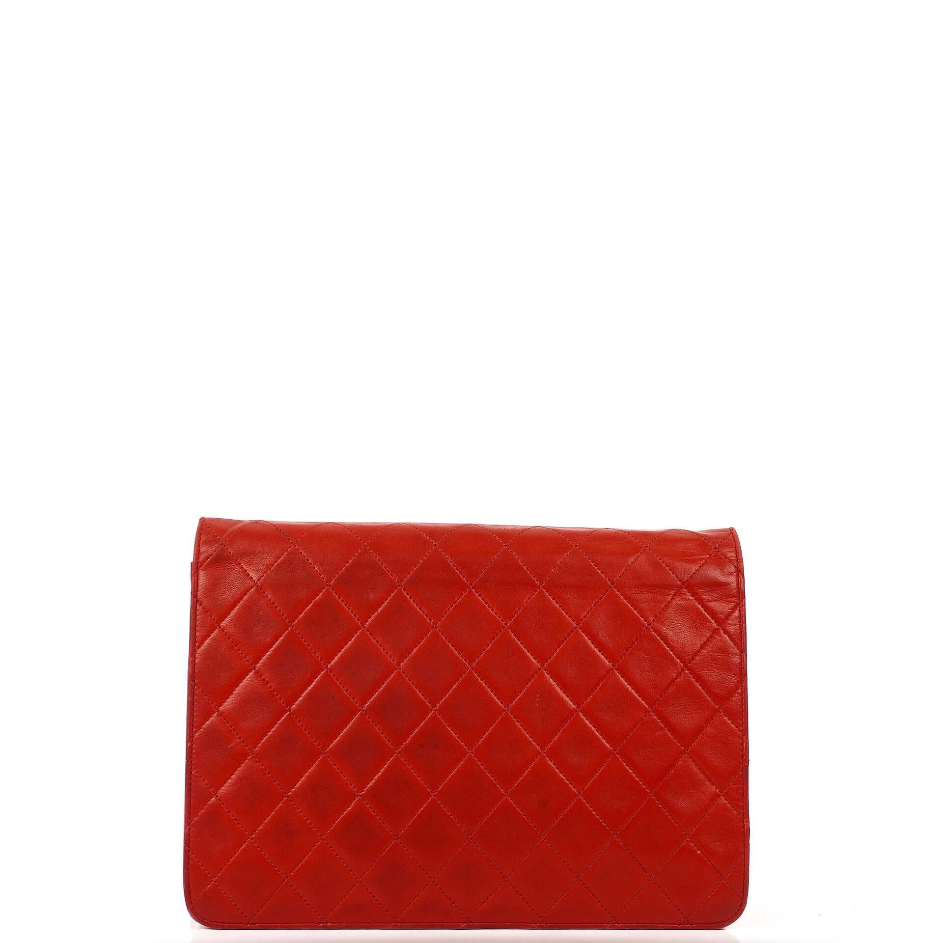 Chanel Vintage Medium Classic Single Flap Bag, Rotes gestepptes Lammleder, 24K Goldplattierte Hardware