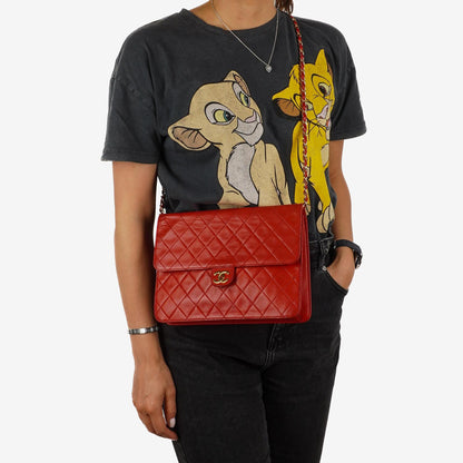 Chanel Vintage Medium Classic Single Flap Bag, Rotes gestepptes Lammleder, 24K Goldplattierte Hardware