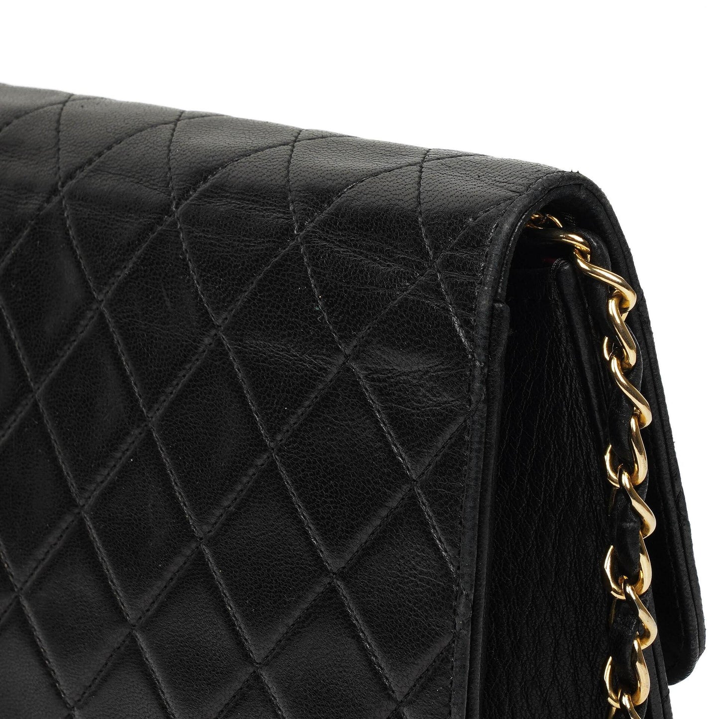 Chanel Vintage Mittlere Klassische Einzelklappen Tasche schwarzes gestepptes Lammleder mit 24K vergoldeten Beschlägen