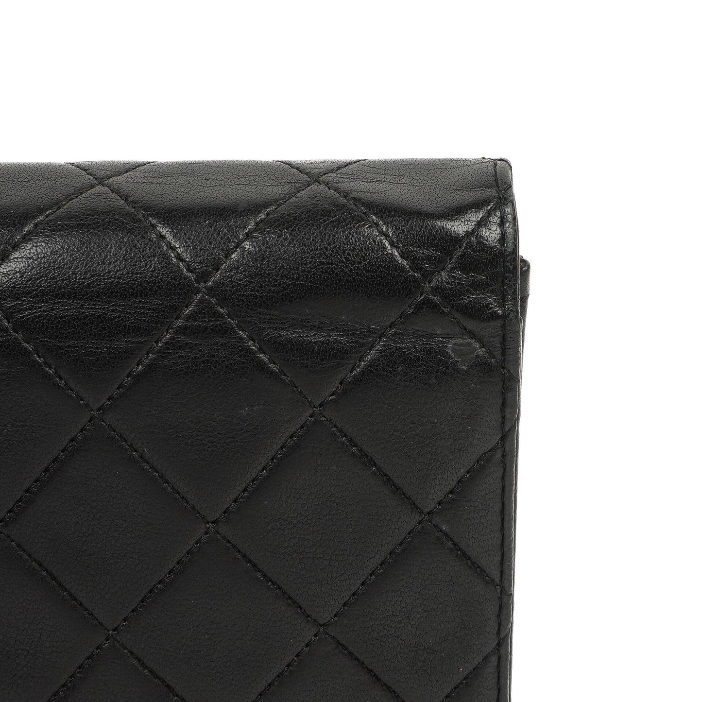 Chanel Vintage Mittlere Klassische Einfachklappe Tasche Schwarzes Gequiltetes Lammleder Mit 24K Vergoldeter Hardware