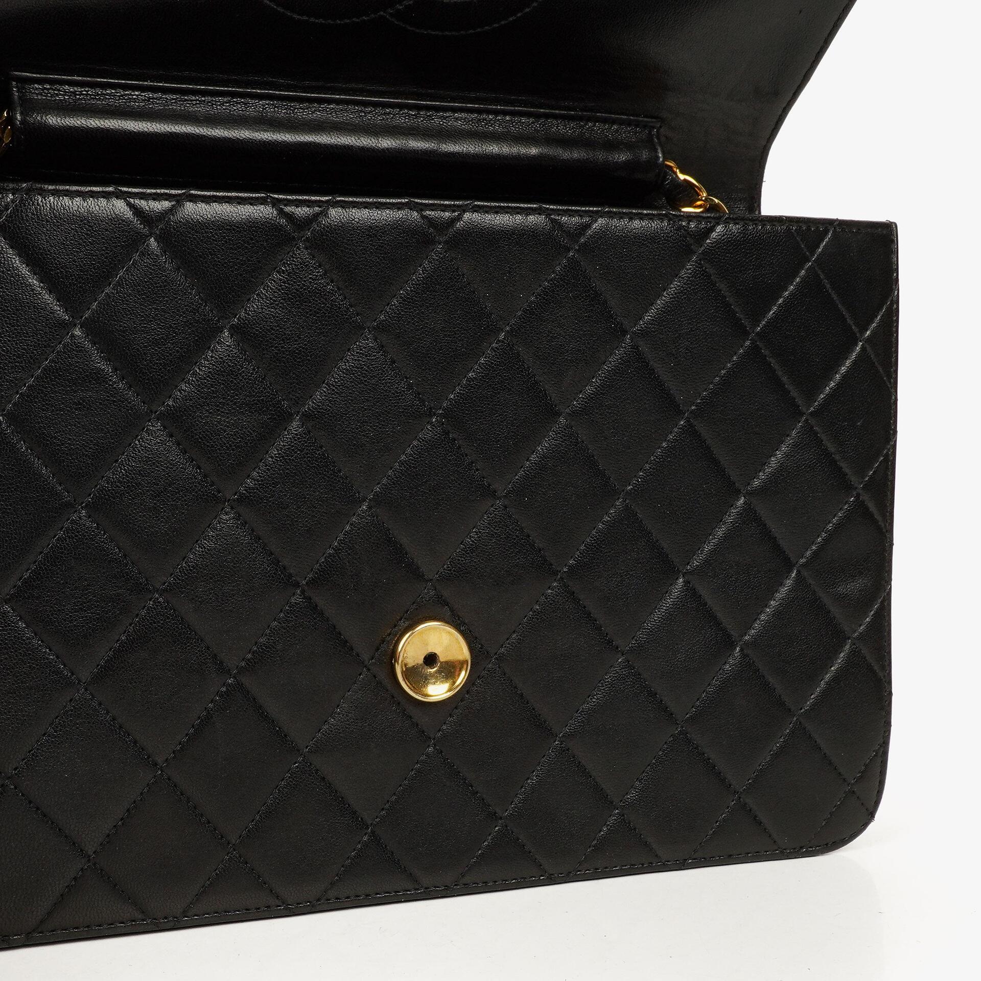 Chanel Vintage Medium Classic Single Flap Tasche aus schwarzem gestepptem Lammleder mit 24K vergoldeten Beschlägen