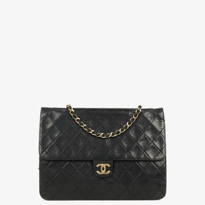 Chanel Vintage Mittlere Klassische Einzelklappen Tasche schwarzes gestepptes Lammleder mit 24K vergoldeten Beschlägen