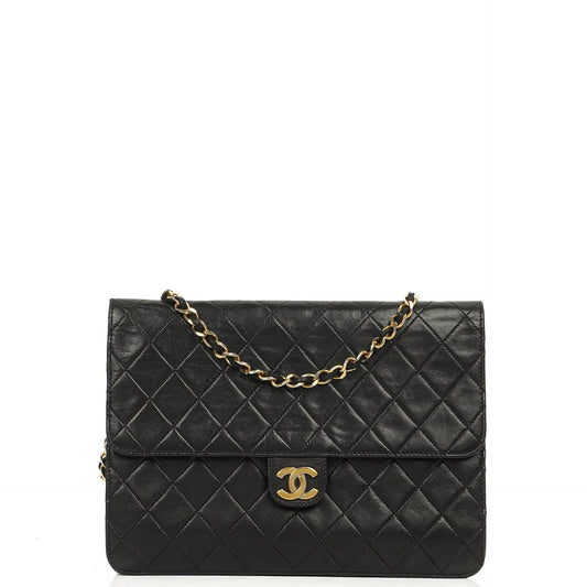 Chanel Vintage Medium Classic Single Flap Bag aus schwarzem gestepptem Lammleder mit goldfarbener Hardware