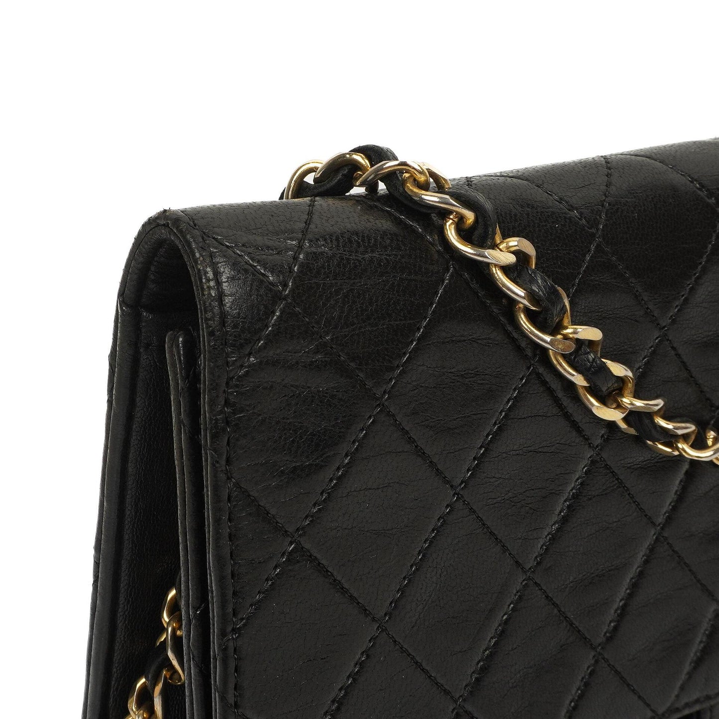Chanel Vintage Medium Classic Single Flap Bag aus schwarzem gestepptem Lammleder mit goldfarbener Hardware