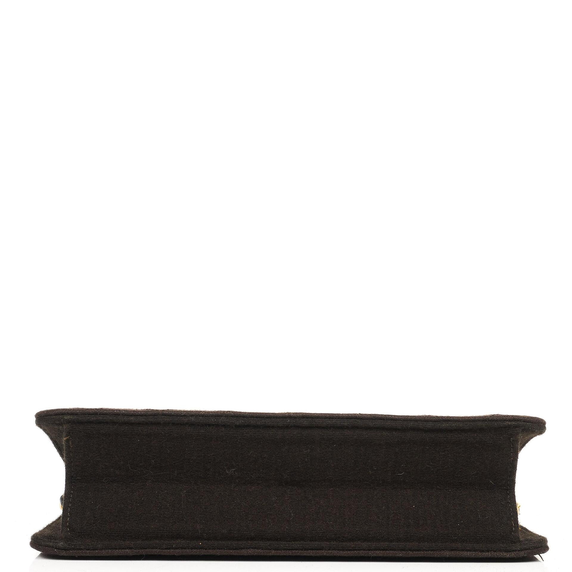 Chanel Vintage Medium Classic Single Flap Bag, Braunes gestepptes Jersey, Goldfarbene Hardware