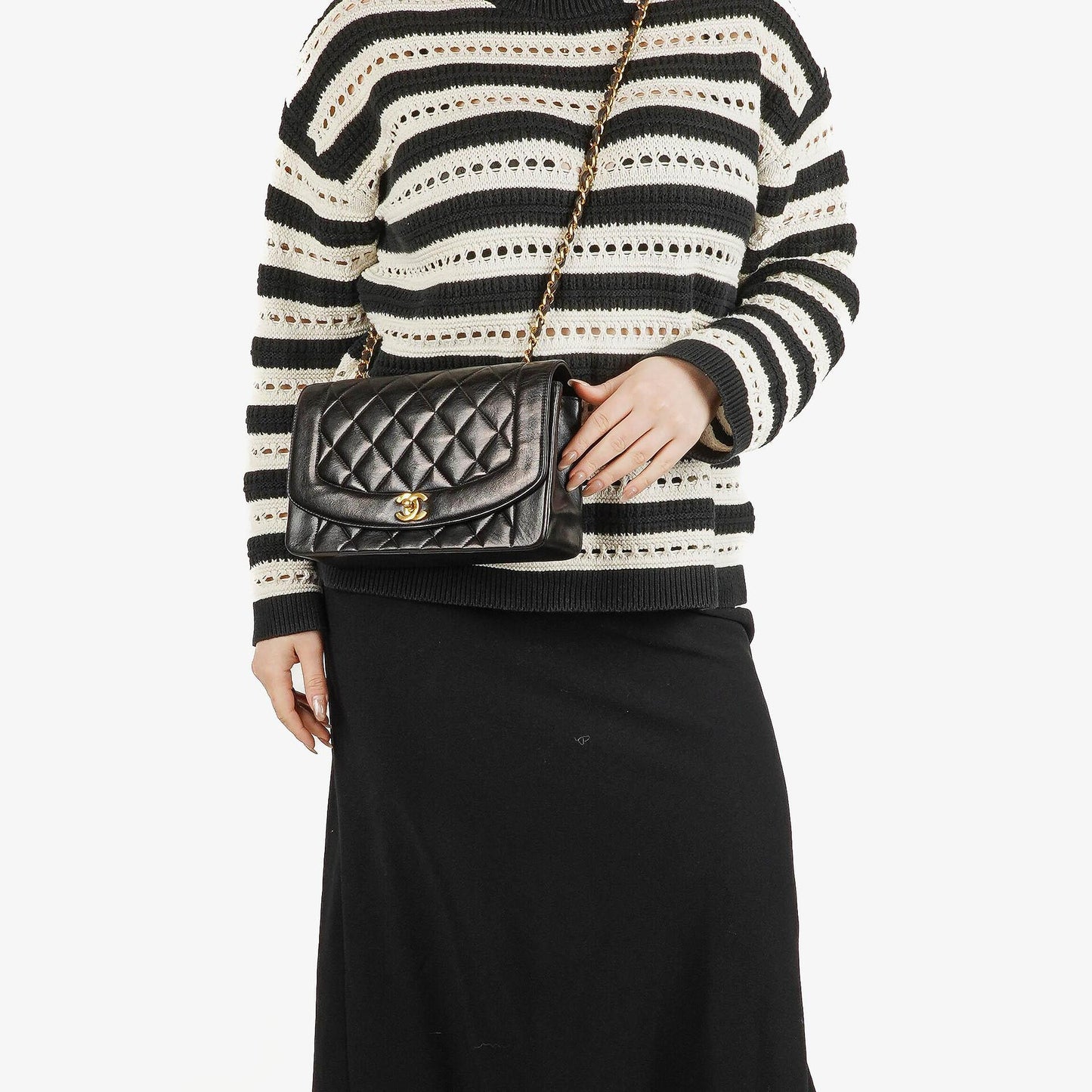 Chanel Vintage Medium Diana schwarze Flap Tasche mit 24K vergoldeten Beschlägen