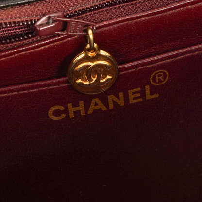 Chanel Vintage Medium Diana schwarze Flap Tasche mit 24K vergoldeten Beschlägen