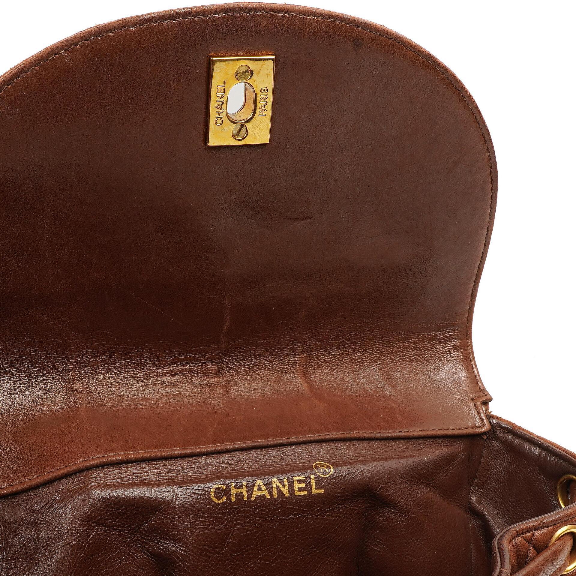 Chanel Vintage Medium Duma CC Timeless Classic Rucksack aus braunem gestepptem Lammleder mit 24 Karat vergoldeter Hardware