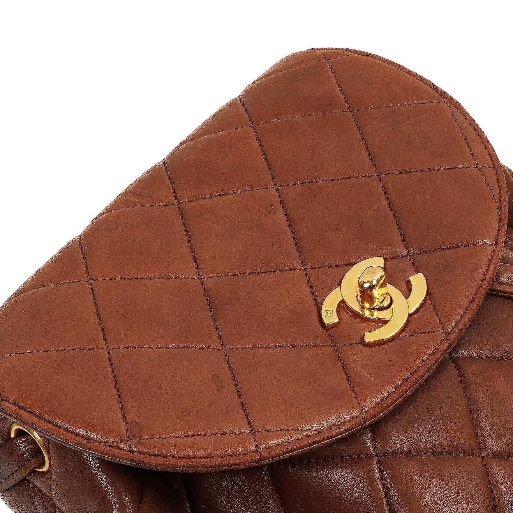 Chanel Vintage Medium Duma CC Timeless Classic Rucksack aus braunem gestepptem Lammleder mit 24 Karat vergoldeter Hardware