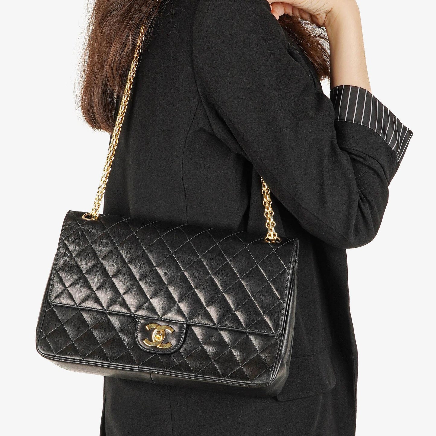 Chanel Vintage Mittelgroße Timeless Classic Double Flap Tasche aus schwarzem gestepptem Lammleder mit 24K vergoldeter Hardware und Mademoiselle-Kette