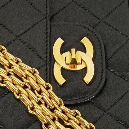 Chanel Vintage Medium Timeless Classic Double Flap Bag aus schwarzem gestepptem Lammleder mit 24K-vergoldeter Hardware und Mademoiselle-Kette