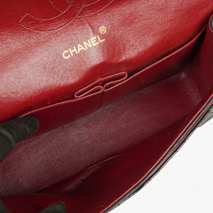 Chanel Vintage Medium Timeless Classic Double Flap Tasche aus schwarzem gestepptem Lammleder mit 24K vergoldeter Hardware und Mademoiselle-Kette