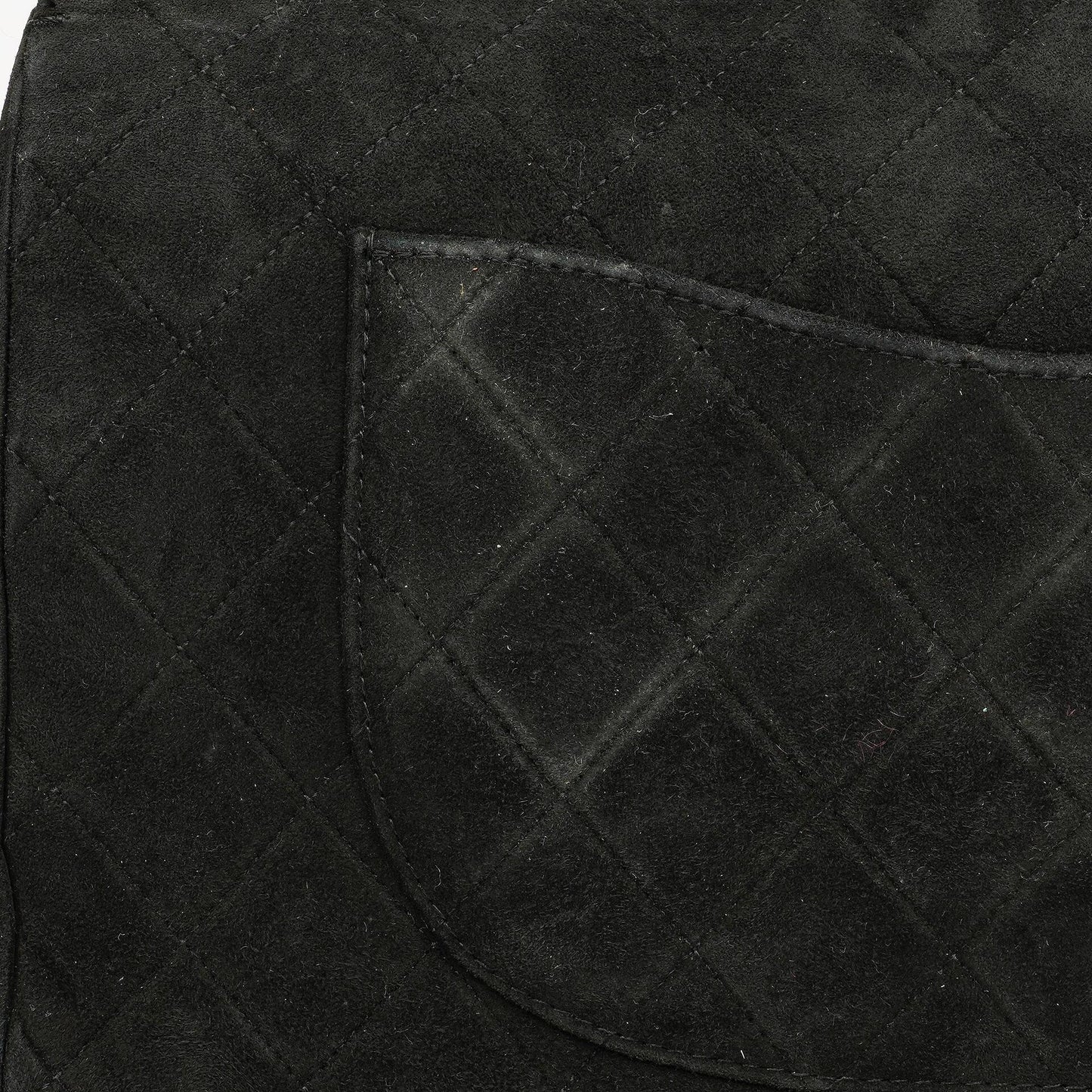 Chanel Vintage Medium Timeless Classic Double Flap Tasche aus schwarzem gestepptem Wildleder mit goldfarbenen Beschlägen und Mademoiselle-Kette