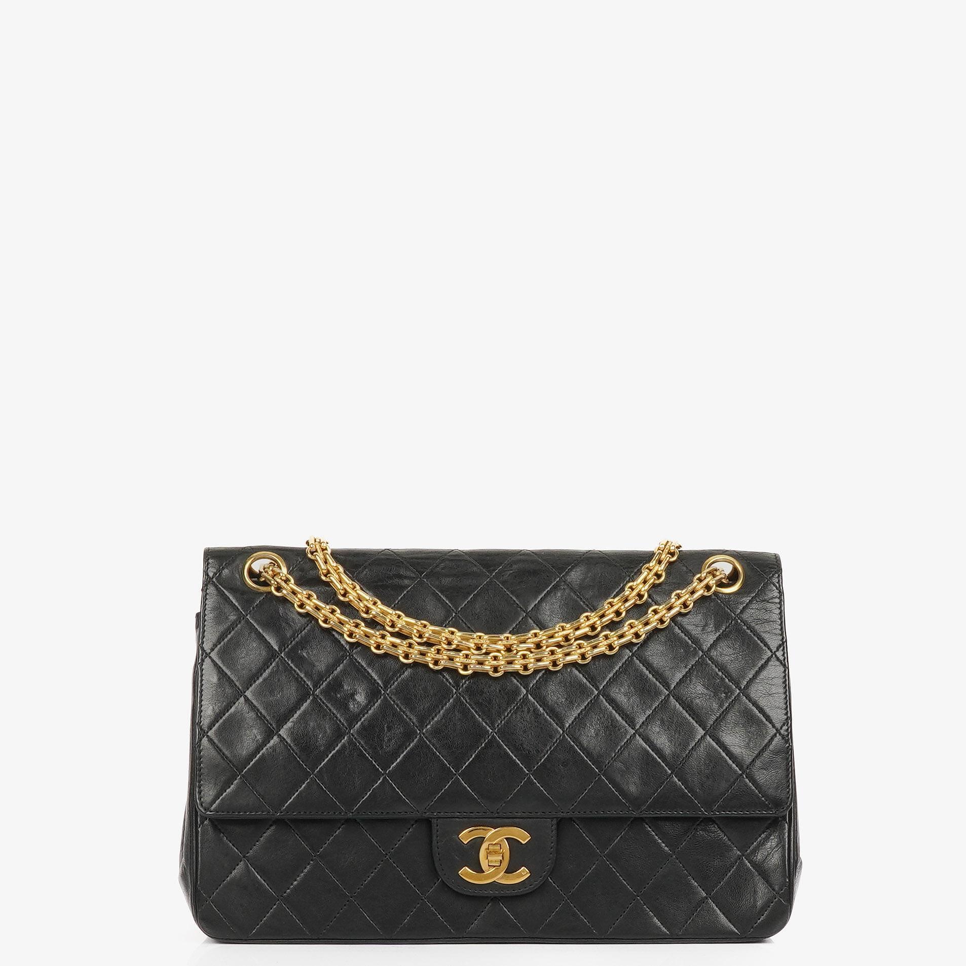 Chanel Vintage Medium Timeless Classic Double Flap Tasche aus schwarzem gestepptem Lammleder mit 24K vergoldeter Hardware und Mademoiselle Kette