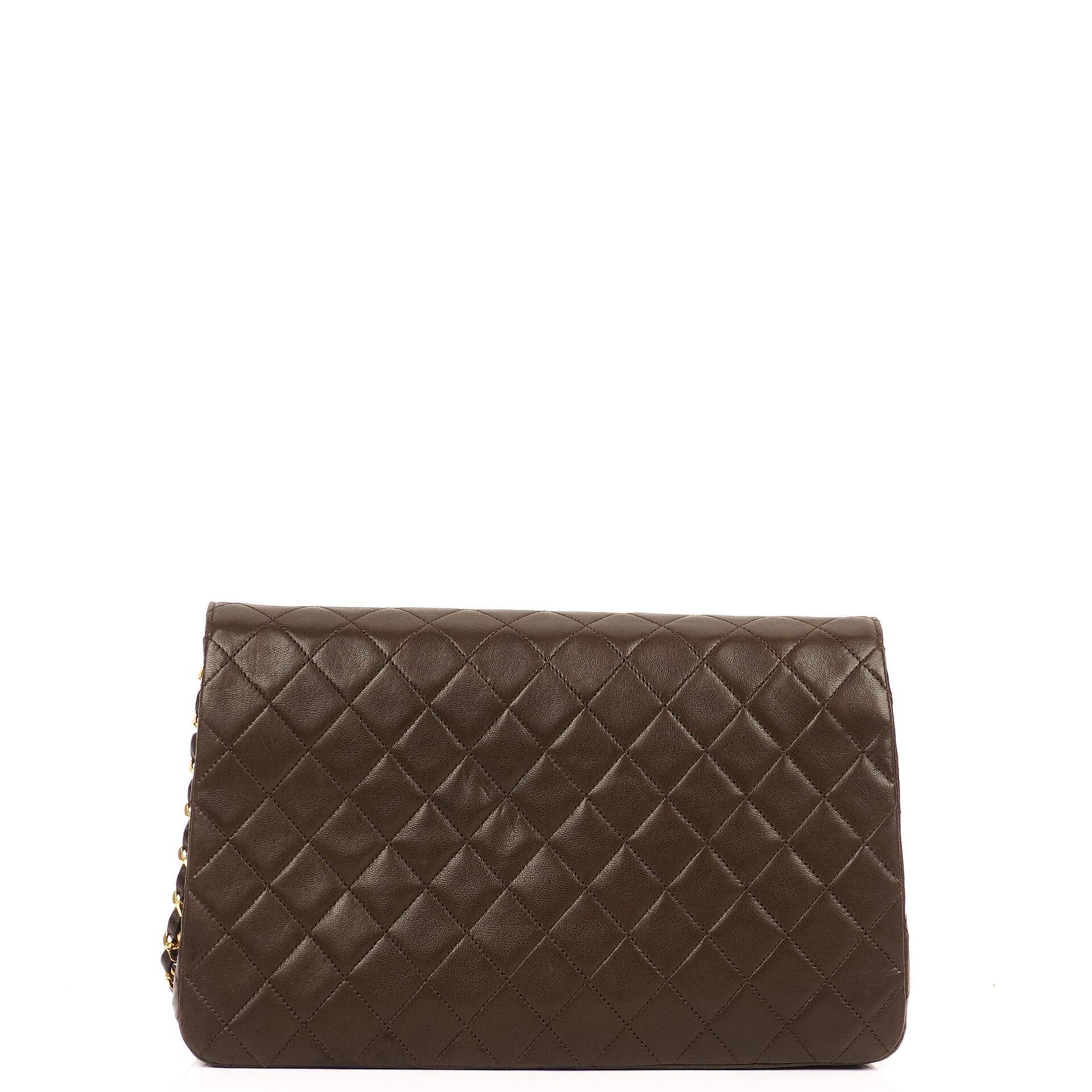 Chanel Vintage Round Flap Bag aus braunem gestepptem Lammleder mit 24K goldplattierter Hardware