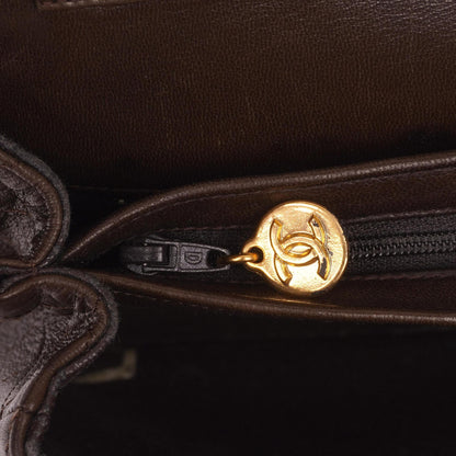 Chanel Vintage Round Flap Bag aus braunem gestepptem Lammleder mit 24K goldplattierter Hardware