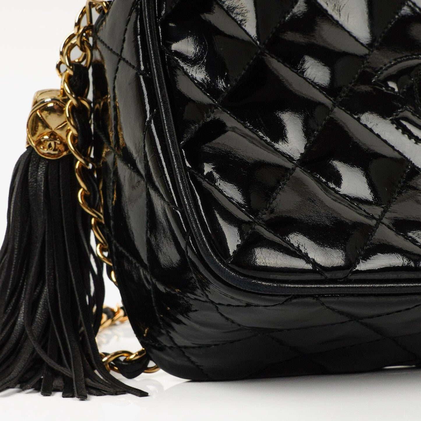 Chanel Vintage Kleine Kamera Quaste Tasche In Schwarz Stepp Lackleder