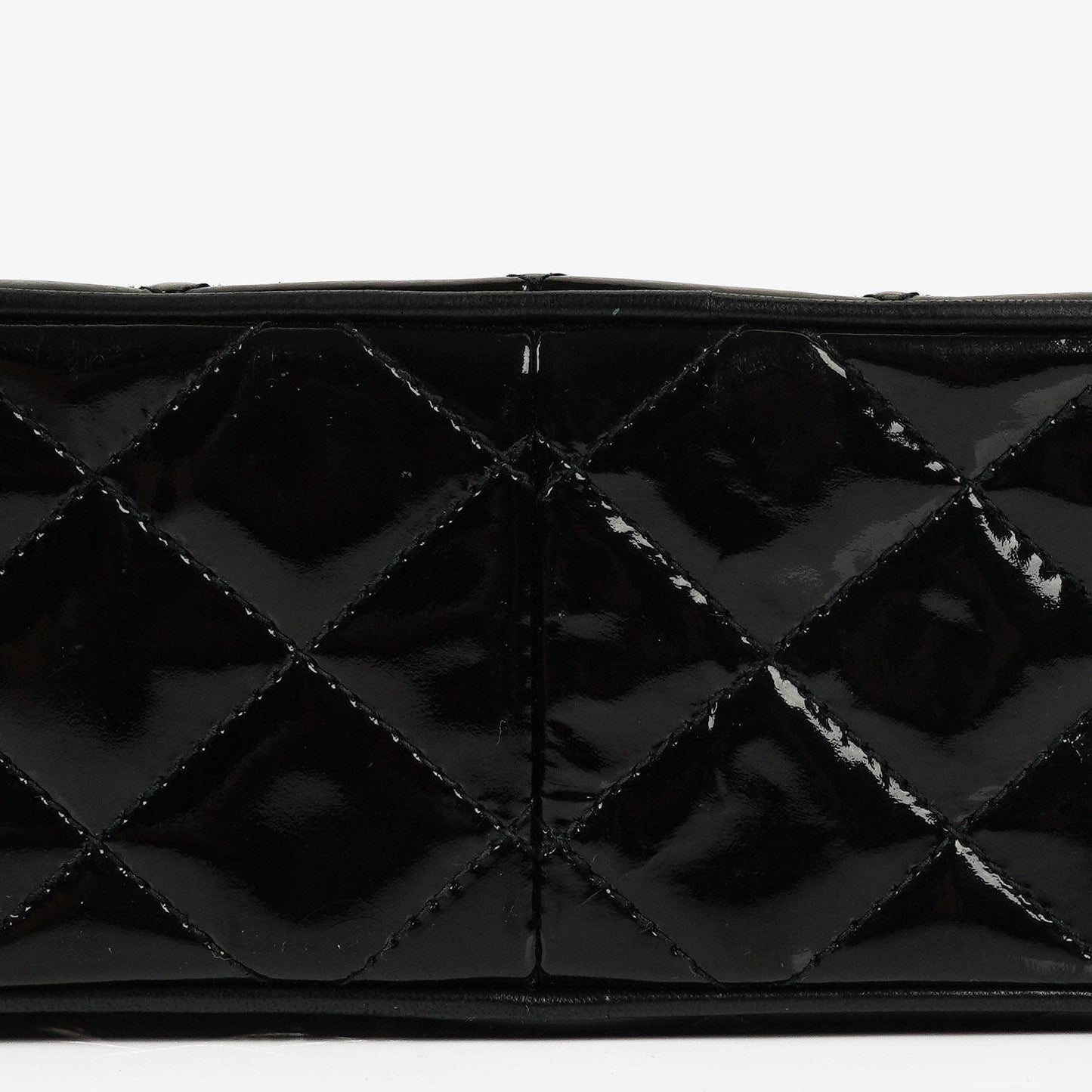 Chanel Vintage Kleine Kamera Quaste Tasche In Schwarz Stepp Lackleder