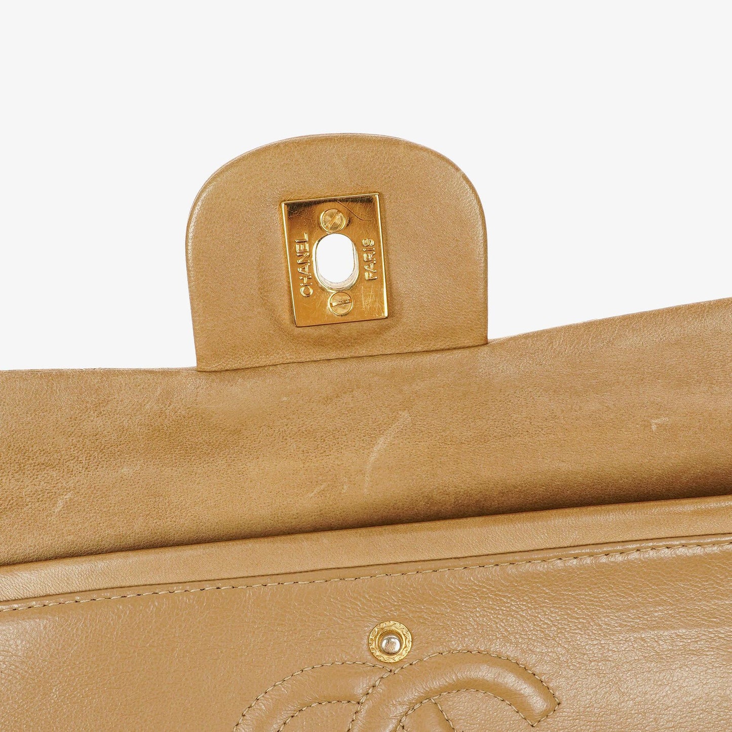 Chanel Vintage Small Classic Double Flap Tasche aus beigem gestepptem Leder mit 24K vergoldeten Beschlägen