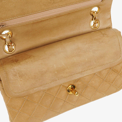 Chanel Vintage Small Classic Double Flap Tasche aus beigem gestepptem Leder mit 24K vergoldeten Beschlägen