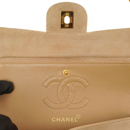 Chanel Vintage Kleine Klassische Double Flap Tasche Beige Wildleder 24K Vergoldete Beschläge, 1986-1988