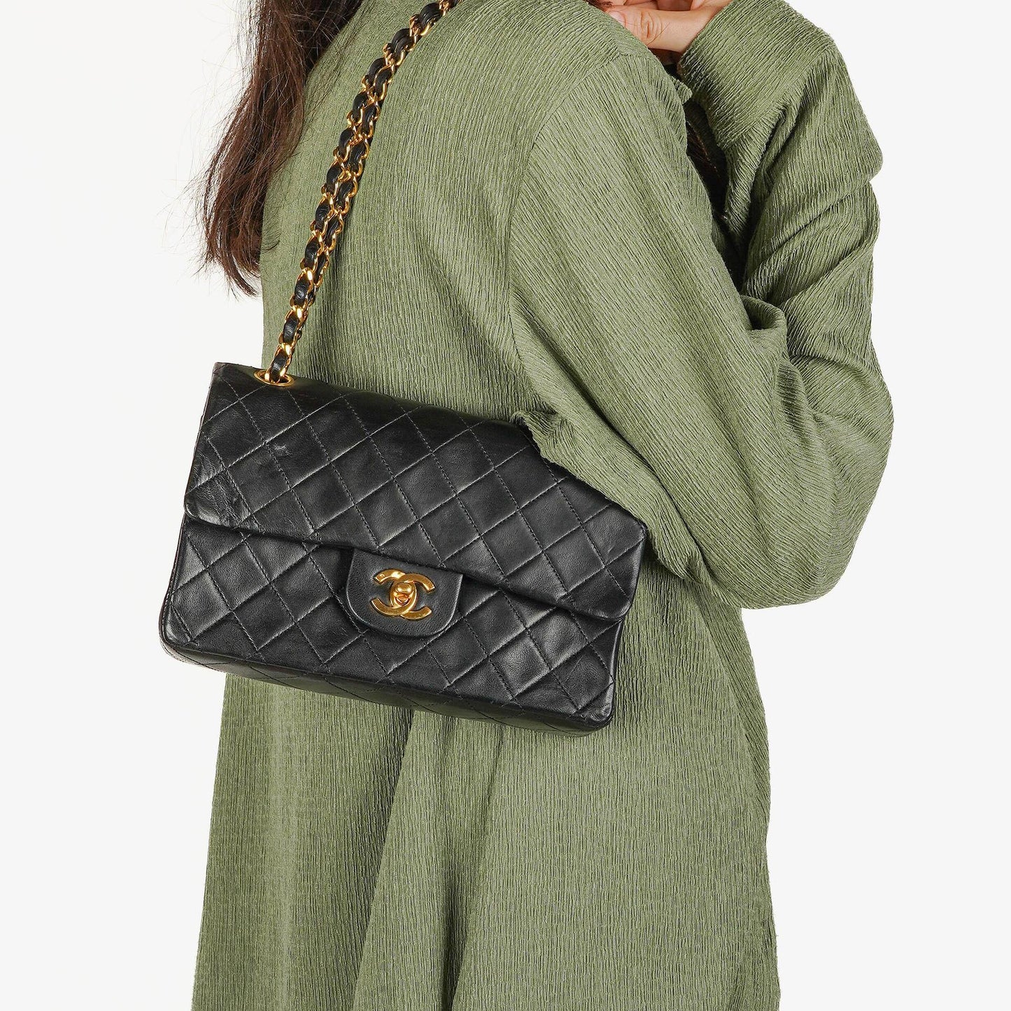 Chanel Vintage Kleine Classic Double Flap Tasche aus schwarzem gestepptem Lammleder mit 24K-vergoldeter Hardware