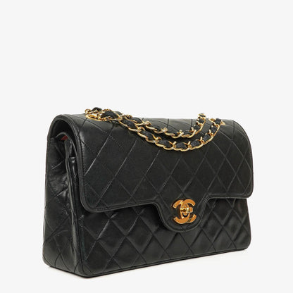 Chanel Vintage Kleine Klassische Double Flap Tasche aus schwarzem gestepptem Lammleder mit 24K vergoldeter Hardware