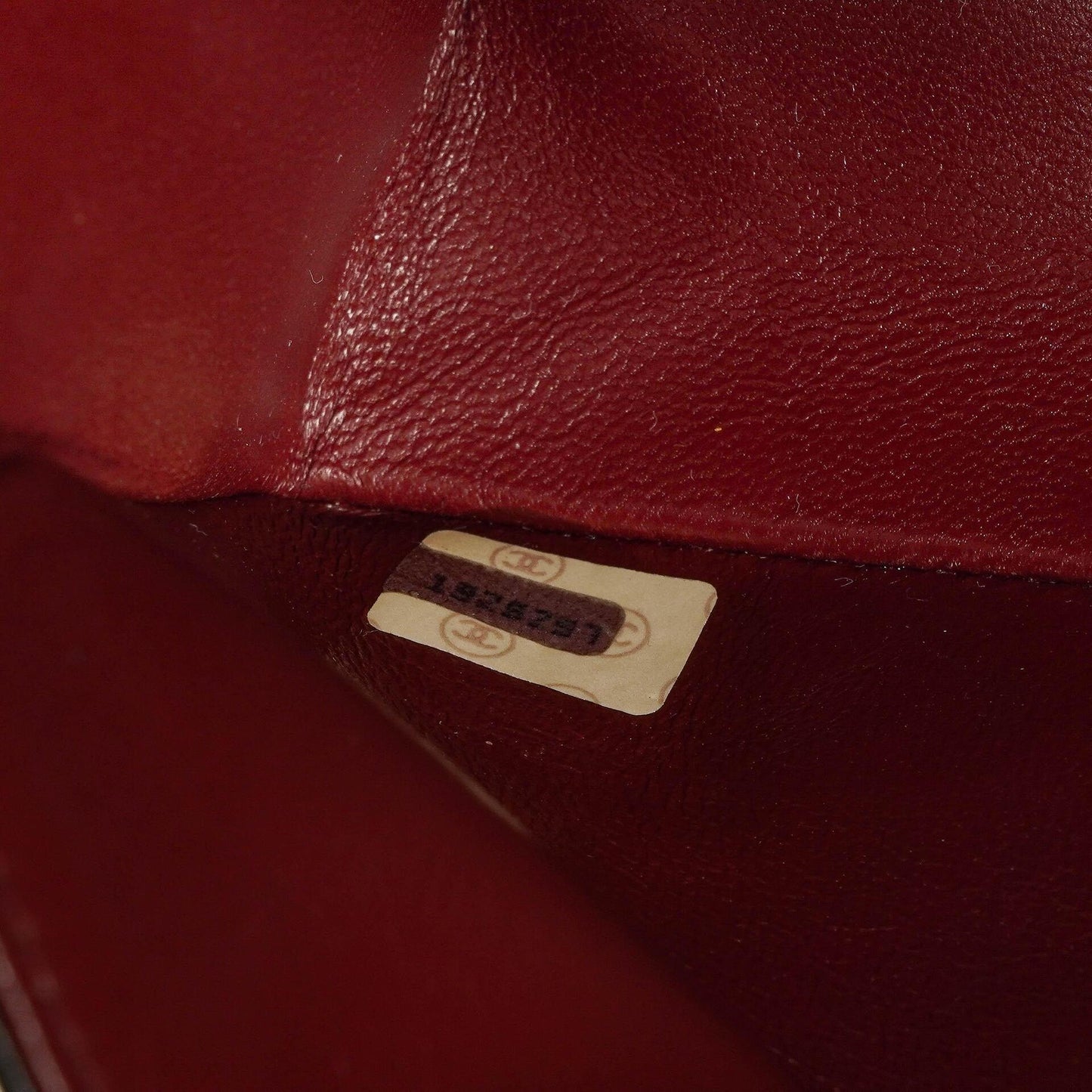 Chanel Vintage Small Classic Double Flap Tasche aus schwarzem gestepptem Lammleder mit 24K vergoldeten Beschlägen