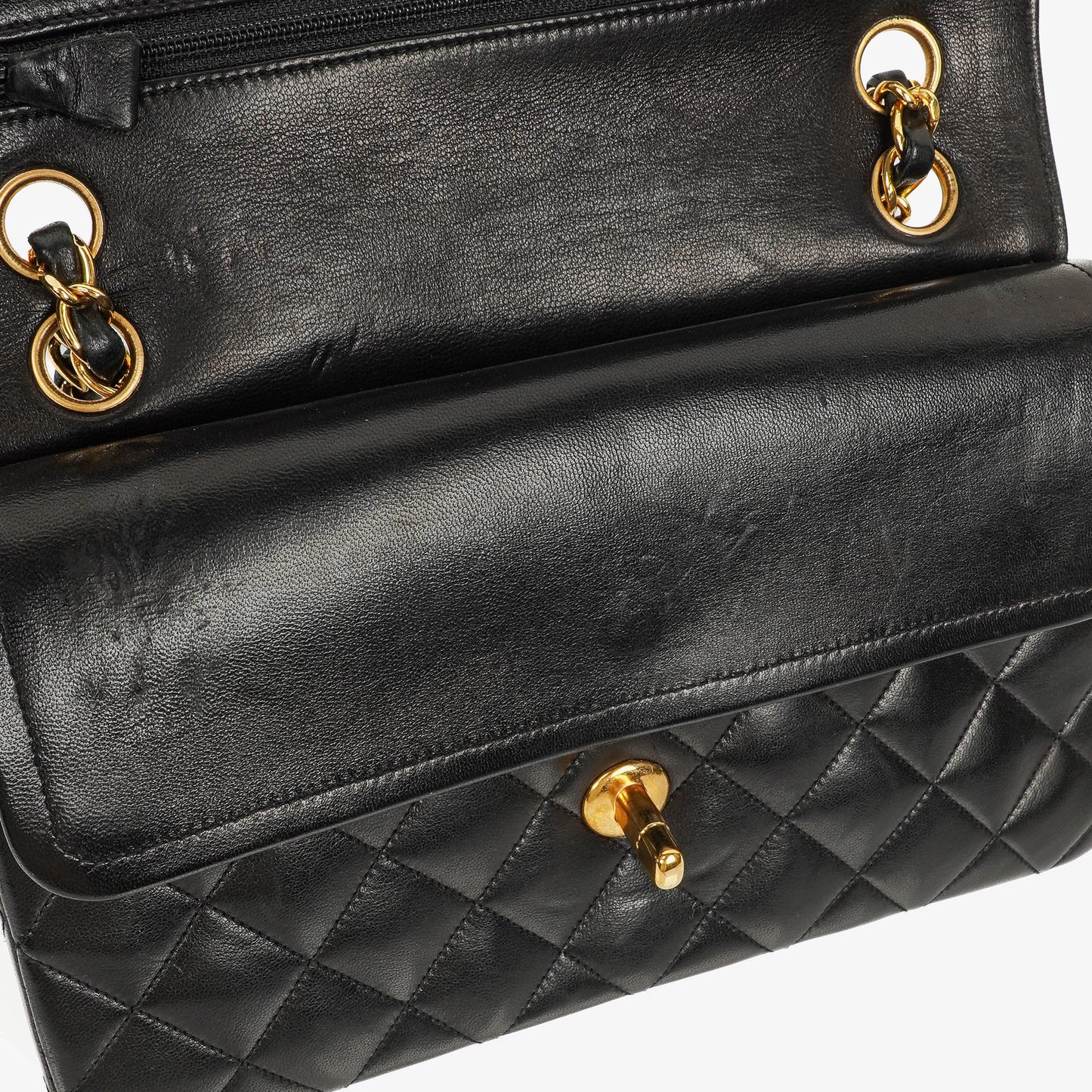 Chanel Vintage Kleine Klassische Double Flap Tasche Schwarz Gestepptes Lammleder 24K Vergoldete Beschläge