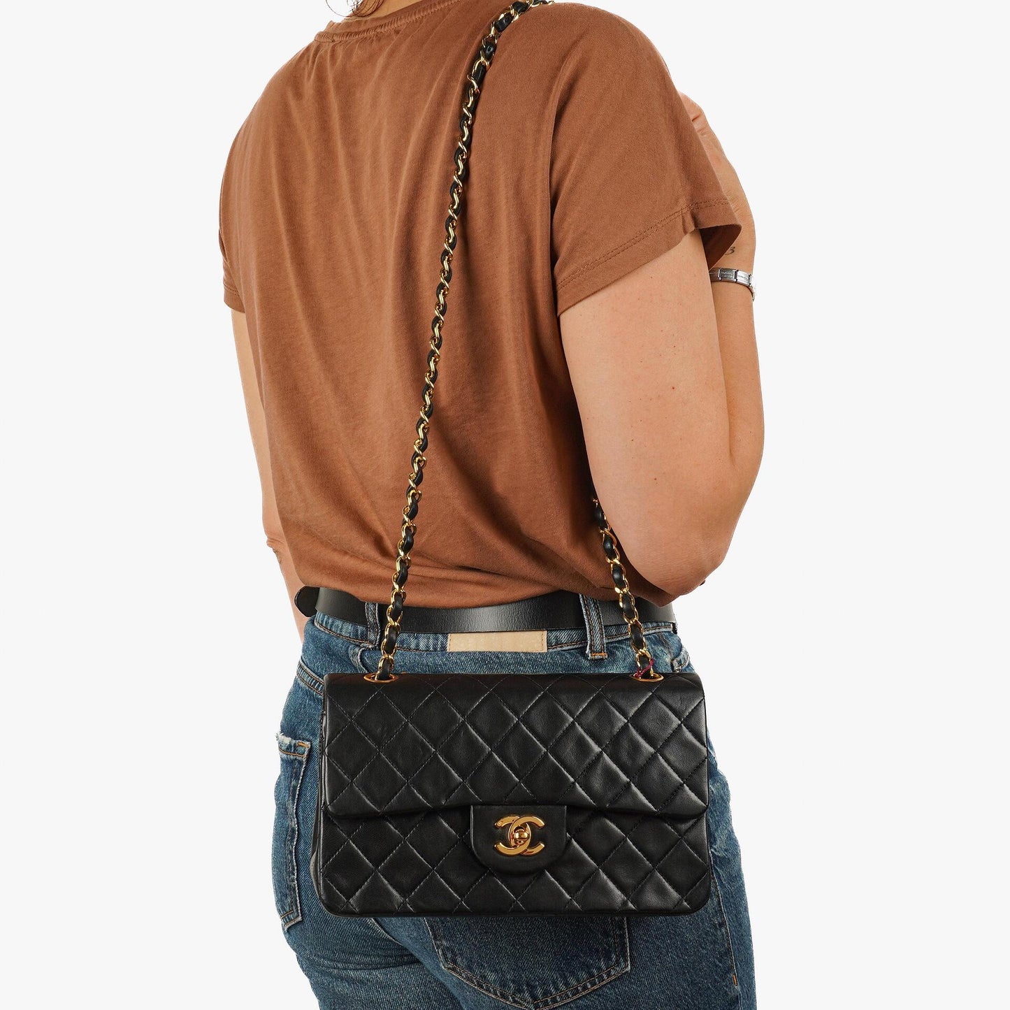Chanel Vintage Kleine Klassische Doppelklappe Schwarzes Gequiltetes Lammleder 24K Vergoldete Hardware