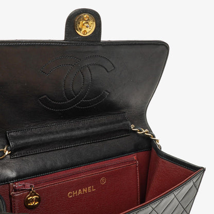 Chanel Vintage Classic kleine Single Flap Tasche aus schwarzem gestepptem Lammleder mit 24K vergoldeter Hardware