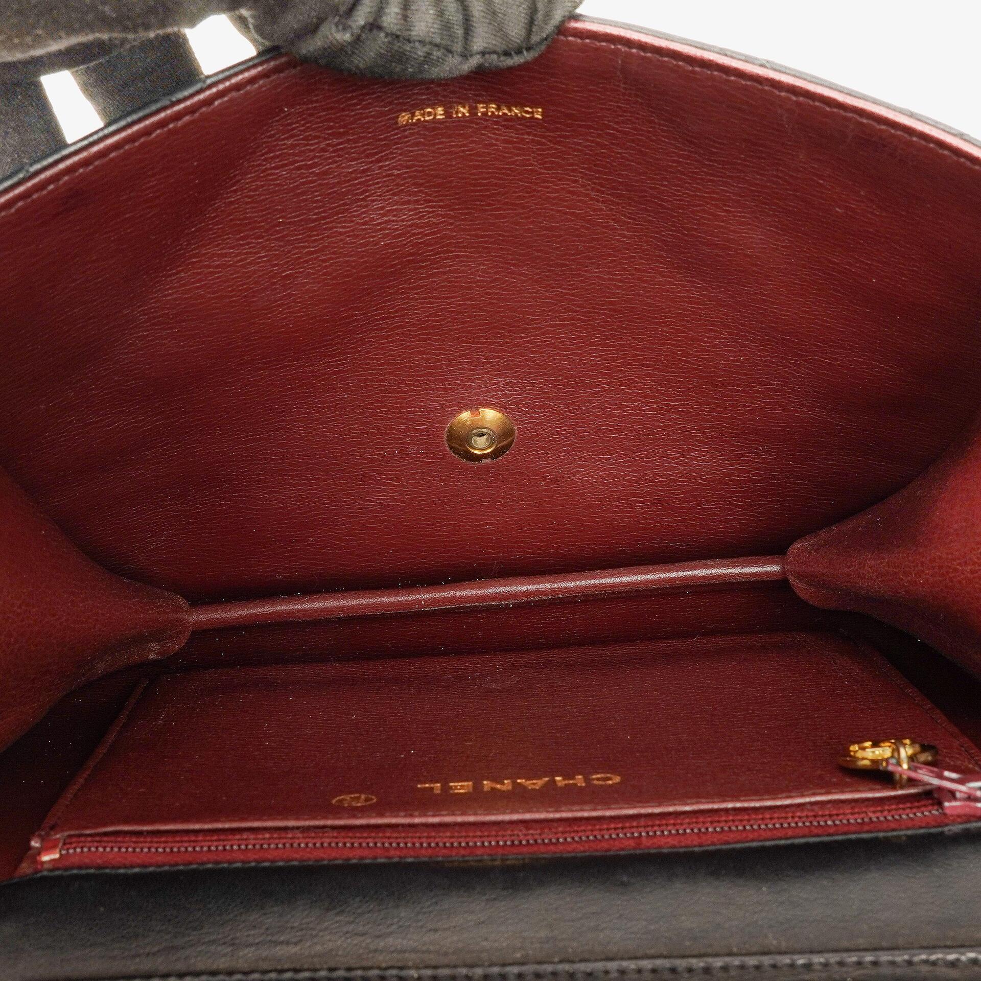 Chanel Vintage Classic kleine Single Flap Tasche aus schwarzem gestepptem Lammleder mit 24K vergoldeter Hardware